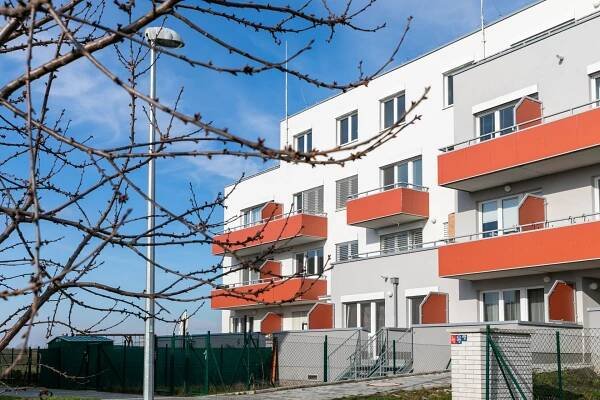 Privátní Aukce bytu 2+kk, Praha - Kyje - E-Aukce realit