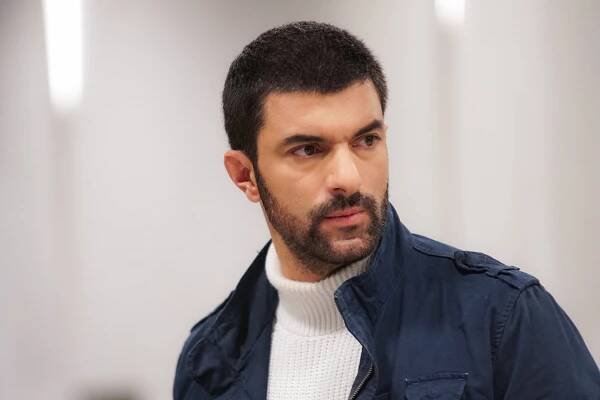 Velvyslancova dcera - Z filmu - Engin Akyürek