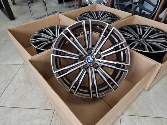 ORIGINÁLNÍ HLINÍKOVÉ RÁFKY BMW ŘADY 3 G20 G21 ŘADY 4 G22 G23 18 PALCŮ Kód výrobce 8089890