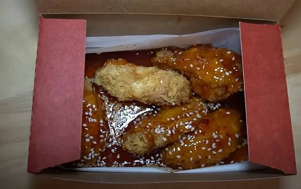Zlíňaci testují – novinka – wild wings v KFC – humpolak.cz