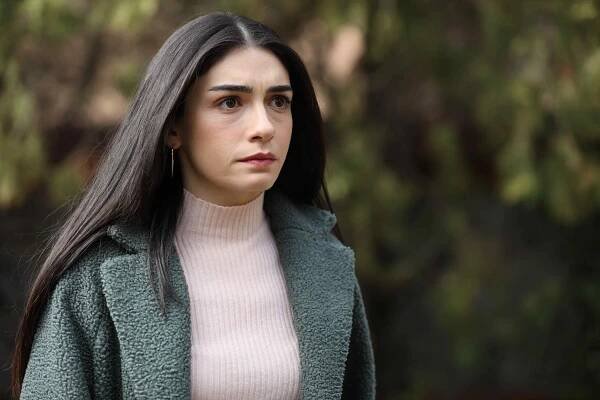 Alev Alev - Episode 20 - Z filmu - Hazar Ergüçlü