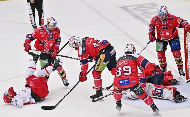 Třinec litoval přesilovek, kouč Dynama se opřel do Antoše: Špiní Pardubice