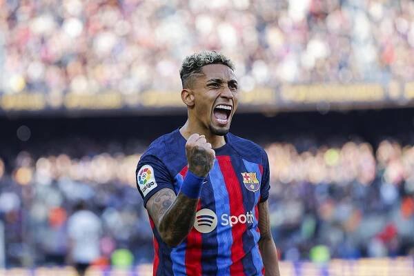 Barcelona deklasovala posledního a vede tabulku už o patnáct bodů