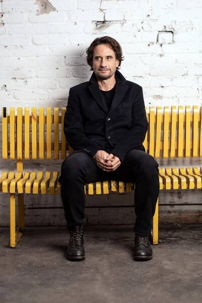 Oliver Mommsen - Fitz + Skoglund Agents