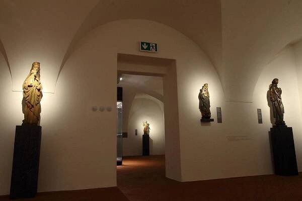 Kuběnský spol. s r.o., ARCHITEKTONICKÉ A EXPOZIČNÍ OSVĚTLENÍ, Galerie / Muzea - Oblastní muzeum v Děčíně,Kuběnský spol