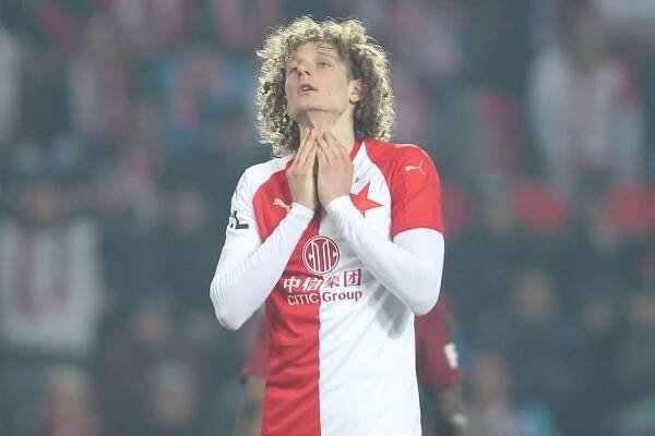 Slávisté klopili hlavy, na výhru nedosáhli. To bylo vypjaté derby pražských S
