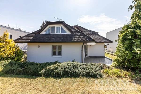Dům 5 + kk o ploše 203 m2 - Praha 5, Slivenec | Reality.iDNES.cz 