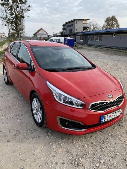 Predám Kia ceed RV 2017 1,6 CRDI diesel Silver Edition AUTOMATICKA PREVODOVKA, - Automach.sk