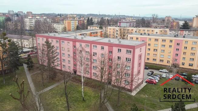 Prodej bytu v os. vlast. 2+1+prostorná lodžie/54 m2 na ul. Dačického, Karviná - Ráj