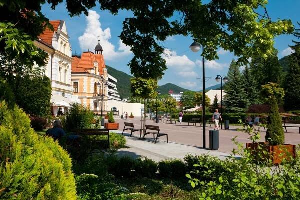 SLOVAKIA LÁZNĚ TRENČIANSKÉ TEPLICE - Slovensko - Lázně Trenčianské Teplice | Superzajezdy.cz