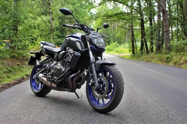 test-2018-yamaha-mt07- (23)