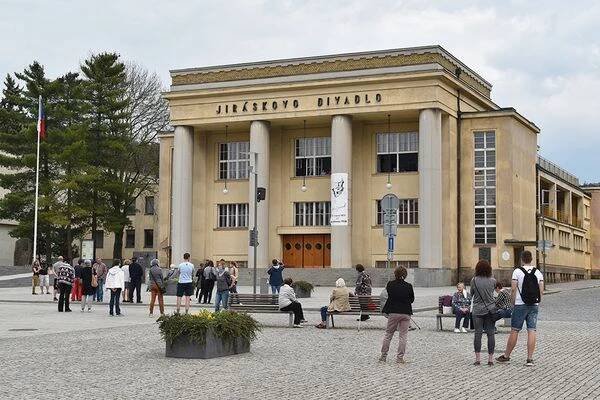 Jiráskovo divadlo foto 3