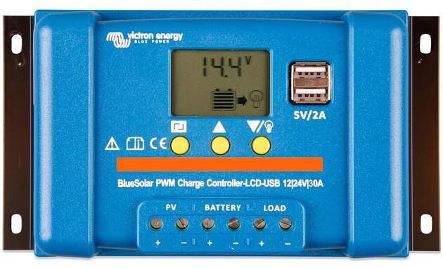 Regulátor PWM solární Victron Energy BlueSolar -LCD&USB 30A