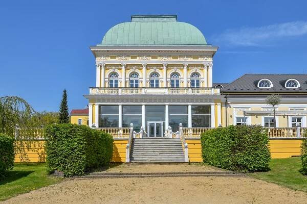 Soubor:Franzensbad casino-0243.jpg – Wikipedie