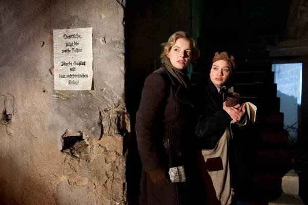 Hra osudu - Z filmu - Yvonne Catterfeld, Jytte-Merle Böhrnsen