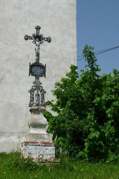 Soubor:Dobešov (Černovice) 04.jpg – Wikipedie