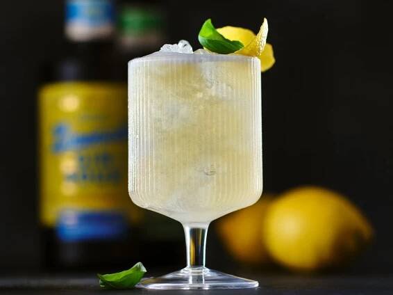 What is limoncello? How to drink this summer tipple
