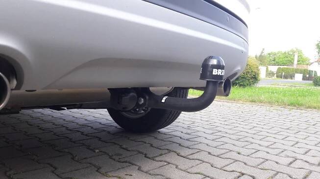Ford Kuga 2017 a tažné zařízení Brink na dva šrouby s CAN elektroinstalací - fatomas.cz