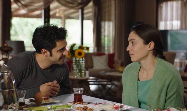 Masumlar Apartmanı - Episode 15 - Z filmu - Uğur Uzunel, Merve Dizdar