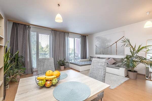 Prodej Byt 1+kk, Kostomlatská, Praha 9 - Letňany