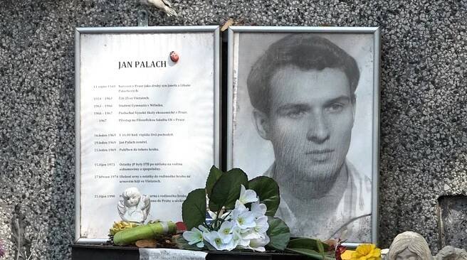 Neonacisté pro koncert ve Veroně zneužili Palacha, úřady akci zaštítily