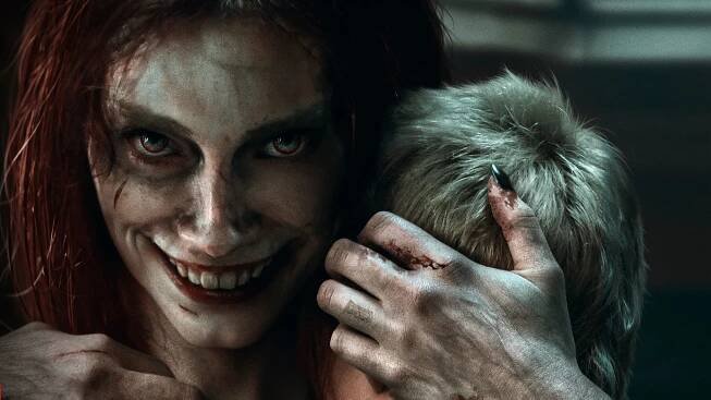 RECENZE: Smrtelné zlo se opět probudilo. Nový Evil Dead přichází s neodolatelnou hororovou nabídkou