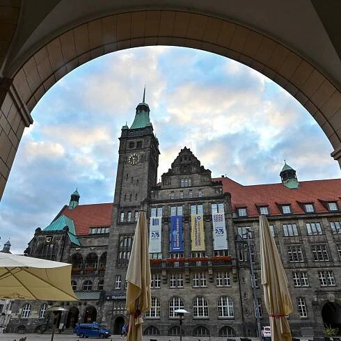 Sachsen, Chemnitz: Blick auf das Neue Rathaus in Chemnitz.