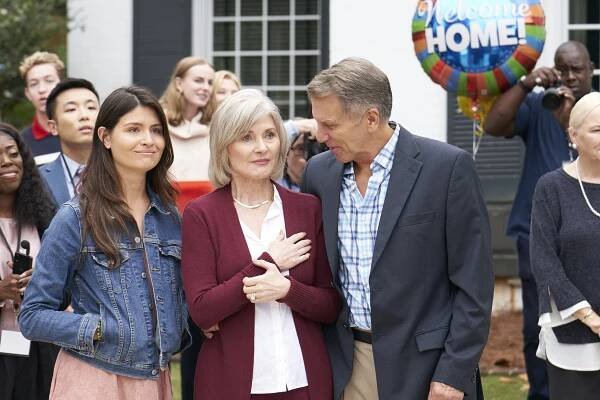 Phillipa Soo, Beth Broderick, Gary Hudson - Pravé lásky - Z filmu