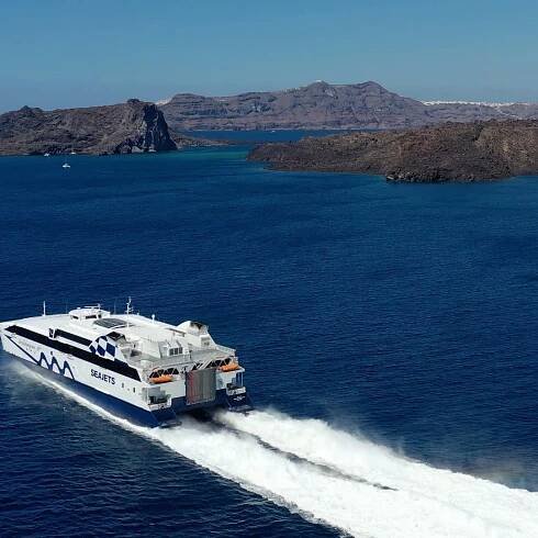 Heraklion: Celodenní výlet na Santorini s lodní dopravou a návštěvou Oia | GetYourGuide
