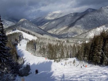 Soubor:Jasná Ski Resort - sjezdovka nr 12.JPG – Wikipedie