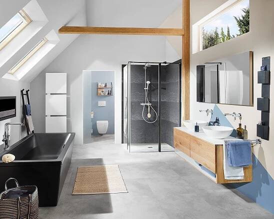 WALK-IN XB in-line fixed panel can be combined with WALK-IN XB wall with mirror glass and PEGA single-panel hinged door with made-to-measure fixed panel
