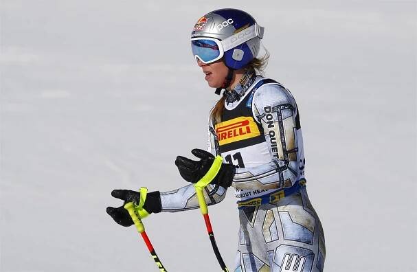 Ledecká kvůli mlze přišla v Lenzerheide i o super-G, zůstala pátá. Glóbus má Kriechmayr
