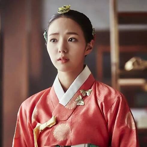 Chae Soo Bin 8