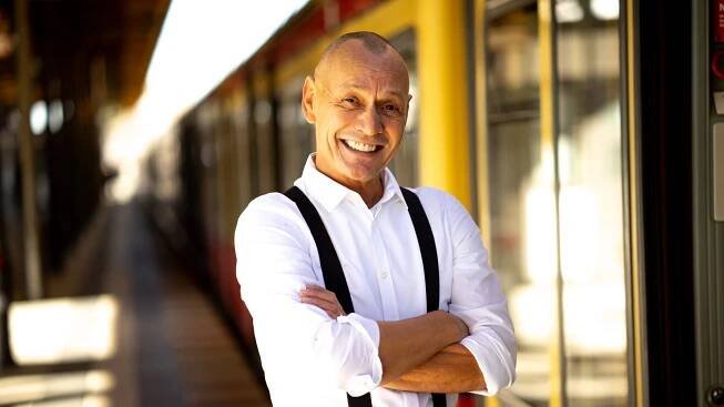 Torsten Michaelis - Management Ramona Mohren