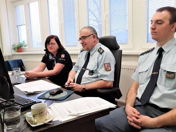 Závěrečné zkoušky nových zaměstnanců věznic | Vězeňská služba České republiky