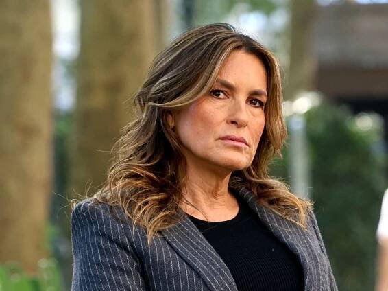 Mariska Hargitay reveals her one complaint with famous co-stars on Law & Order: 'It happens all the time!'