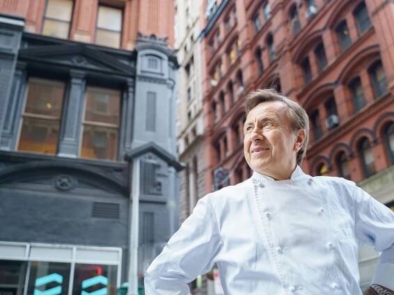 Daniel Boulud takes off: Star chef supplies exclusive menus to Air France