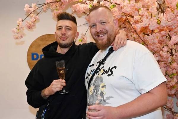 Filip Jankovič ze SuperStar žije s partnerem Karlem. Chtěli by pořádnou tradiční svatbu