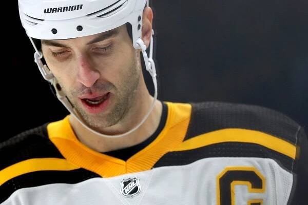 Chára nekončí! Má nový kontrakt v Bostonu, vydrží déle než Jágr?