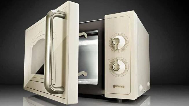 Mikrovlnná trouba Gorenje MO4250CLI má výjimečný retro design_04