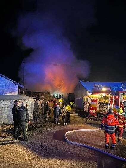 FOTO: Při požáru ve městě Veľký Šariš zahynulo pět lidí. – stránka 7