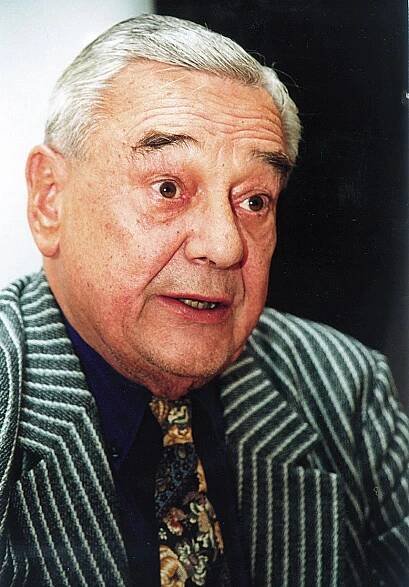 Skutečné životy: Bouše z Hříšných lidí byl neoblíbený prospěchář. Josef Vinklář měl na prohřešky kolegů...