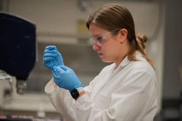 Internship Opportunities and Student Research Funding - Andlinger Center for Energy and the Environment