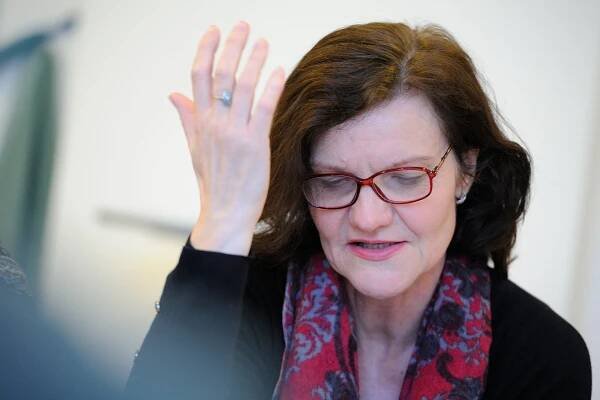 Herečka Jana Oľhová: Deti mi vyčítajú, že ich málo chválim — Denník N