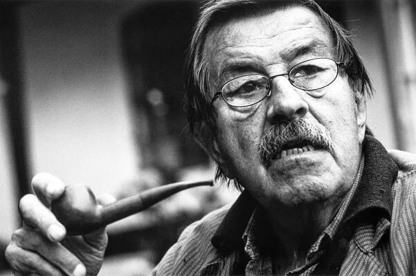 Günter Grass - Jako rak (LN) - kniznirecenze.cz