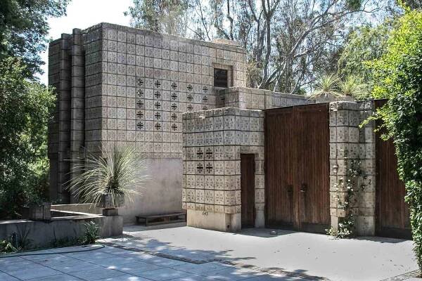 Millard House - Frank Lloyd Wright