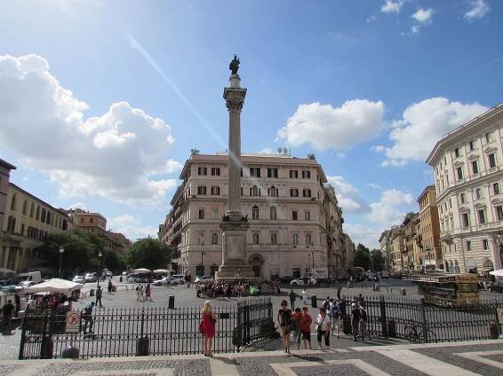 File:Piazza Santa Maria Maggiore din Roma.jpg - Wikimedia Commons