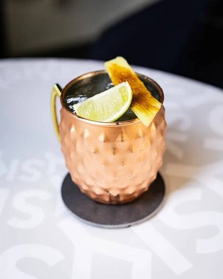SKY Lounge | Luxusný lounge bar a reštaurácia s vodnými fajkami