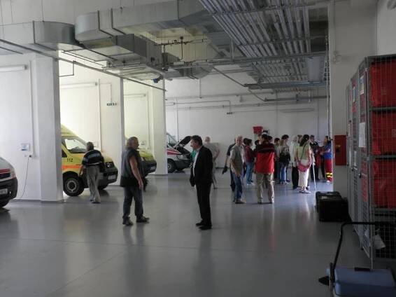 Fotogalerie - 2014 - Návštěva Zdravotnické záchranné služby a Krajského úřadu Zlínského kraje v rámci dne seniorů 29. 9