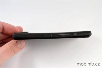 Sony Xperia T: bondovský mobil nejen pro agenty [recenze] – Mobinfo.cz